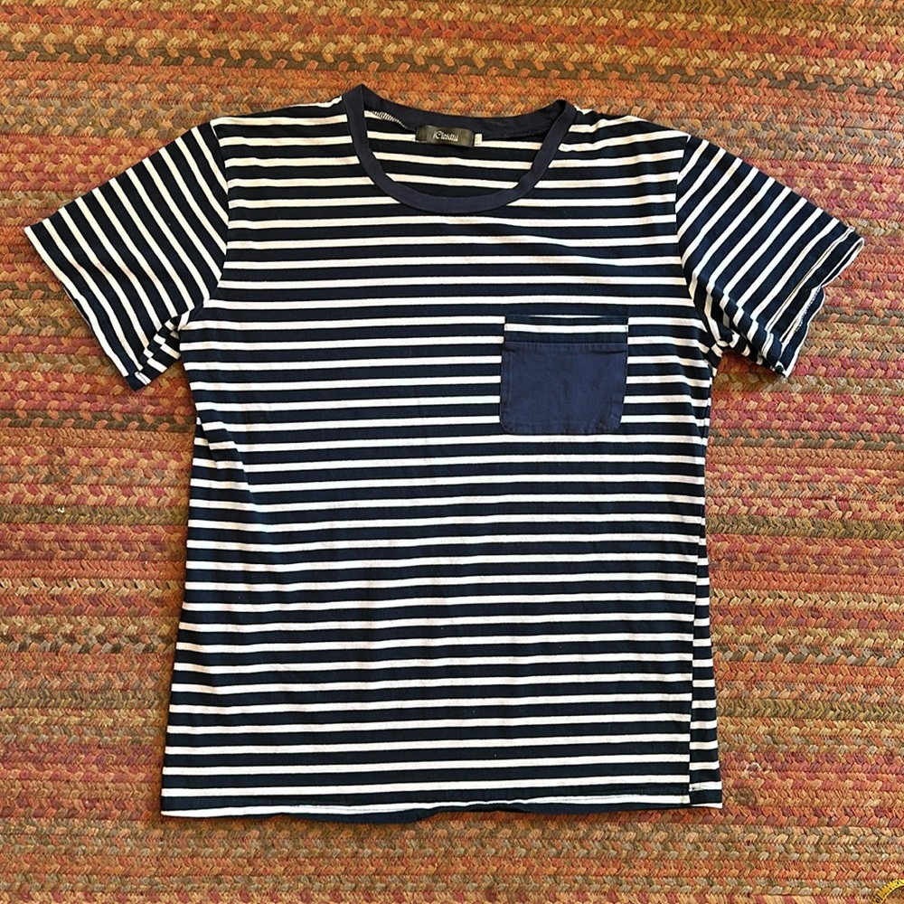 NAVY BLUE & WHITE STRETCH POCKET TEE